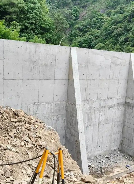 聊城高唐县重力式挡土墙